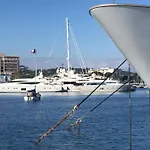 Een Parel Aan De Cote 'd Azur !