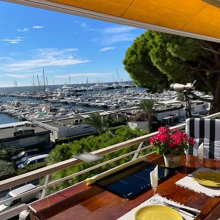 Een Parel Aan De Cote 'd Azur ! *